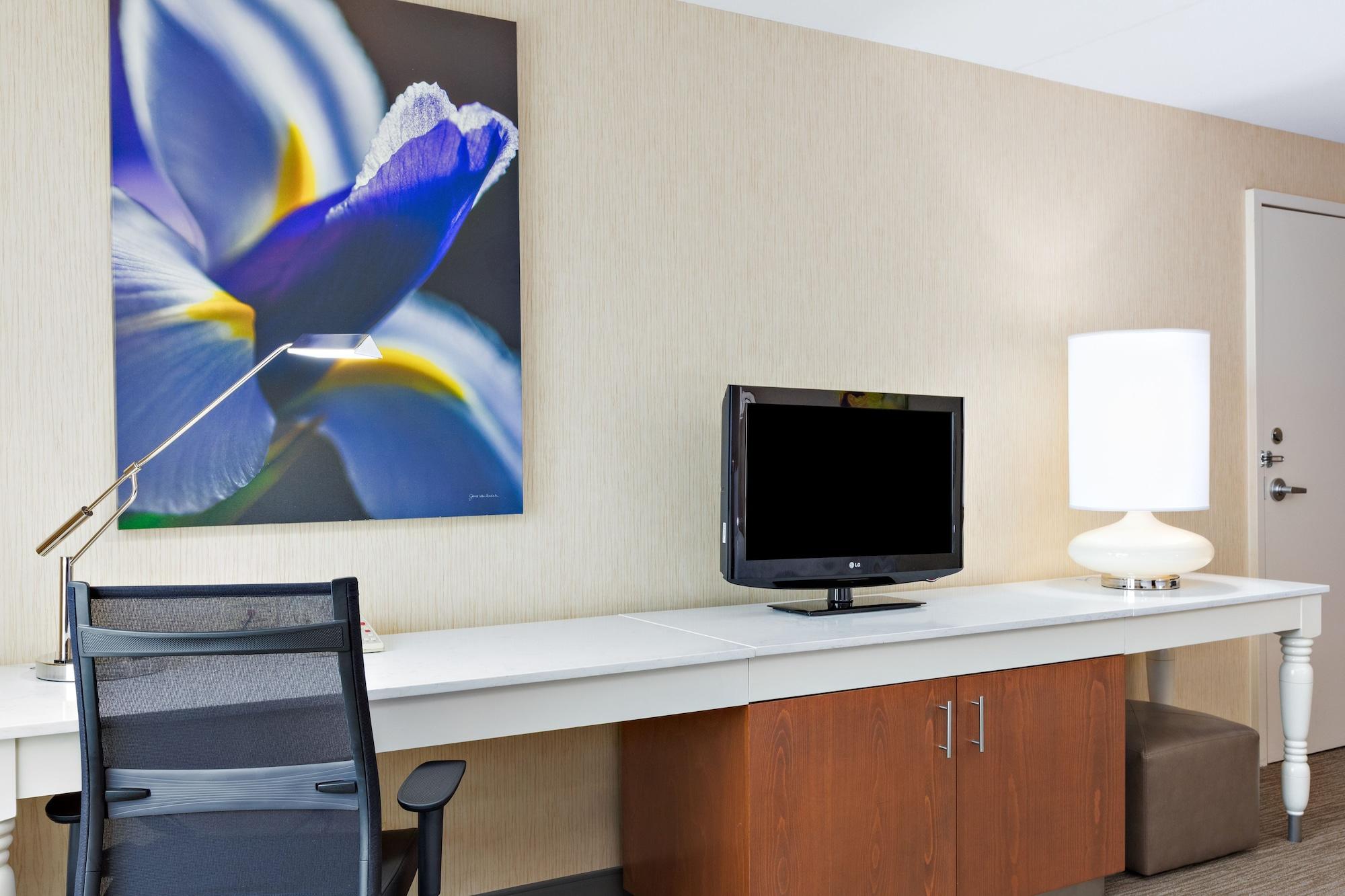 Hilton Garden Inn Folsom Εξωτερικό φωτογραφία