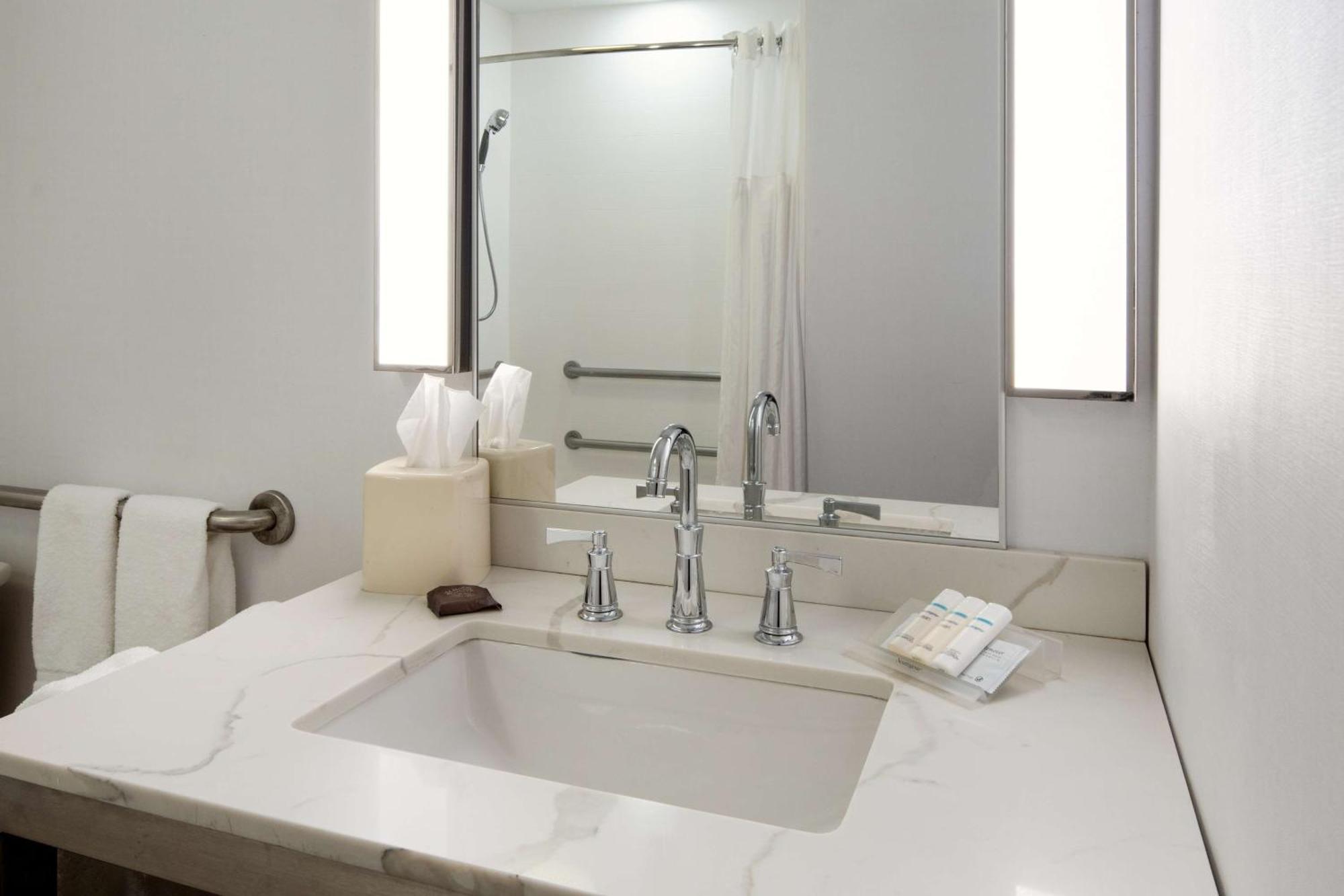 Hilton Garden Inn Folsom Εξωτερικό φωτογραφία