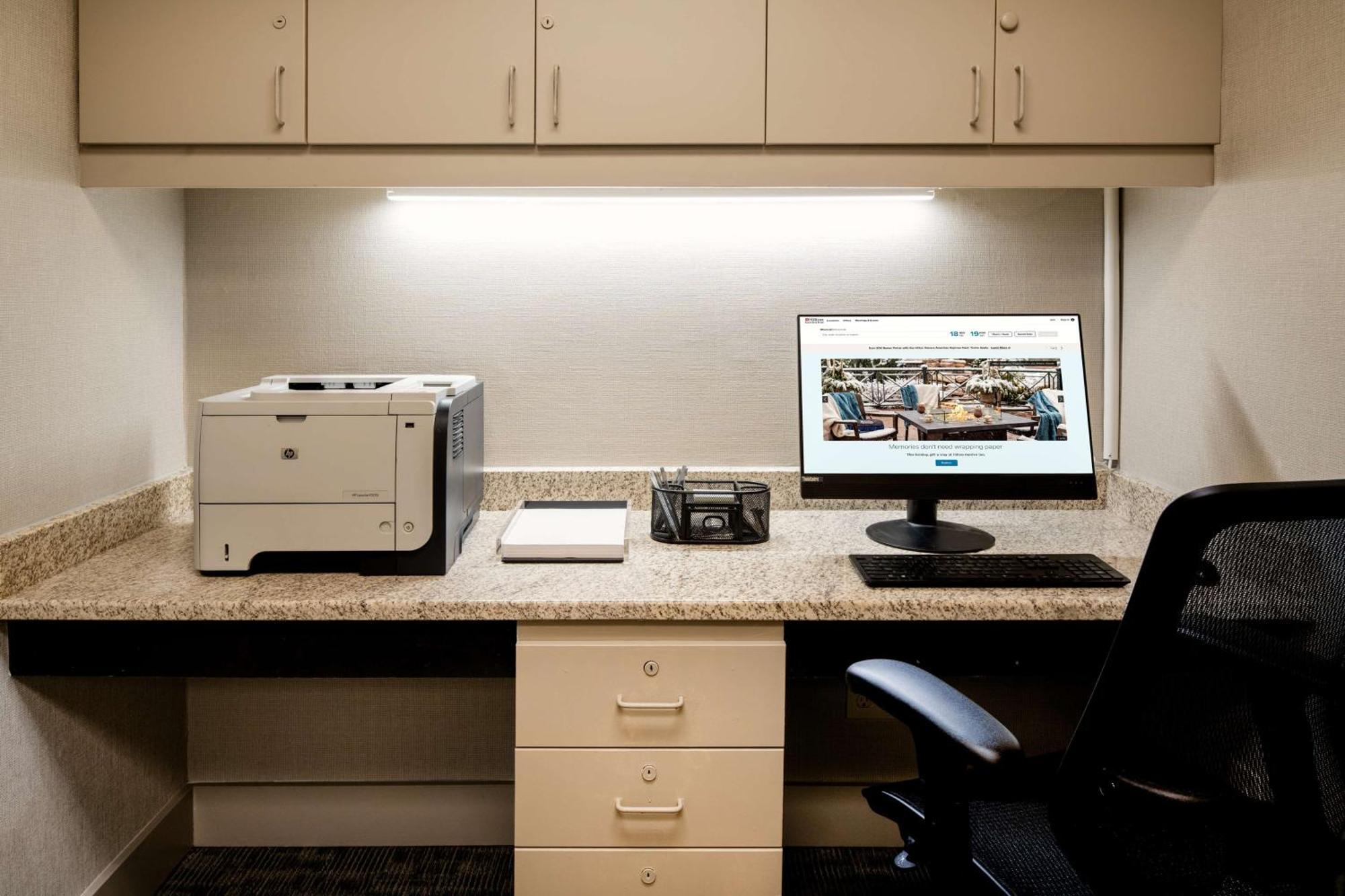 Hilton Garden Inn Folsom Εξωτερικό φωτογραφία