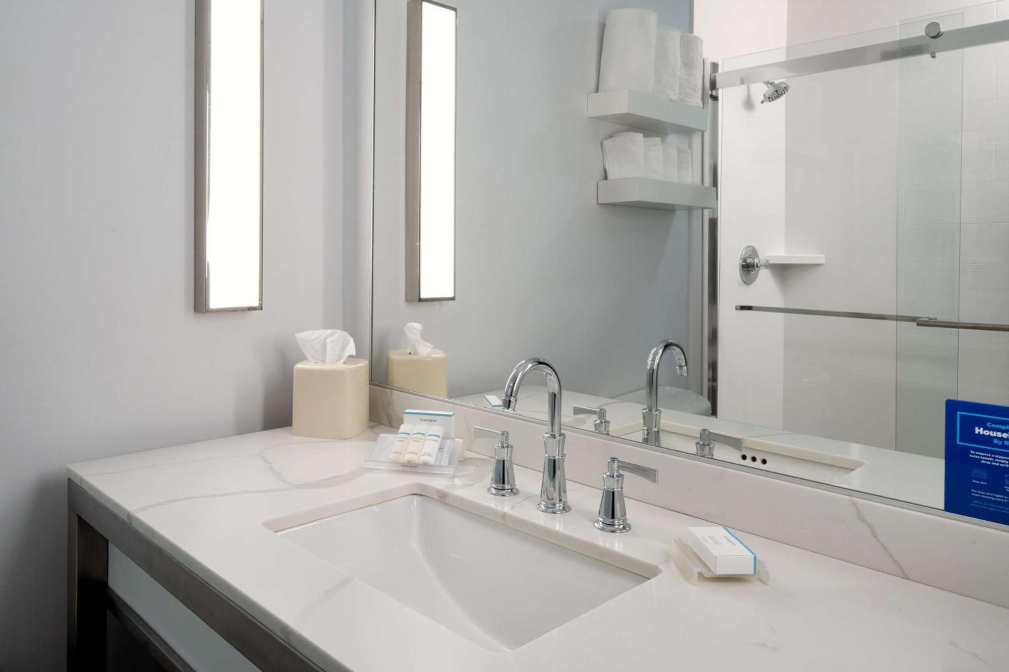 Hilton Garden Inn Folsom Εξωτερικό φωτογραφία