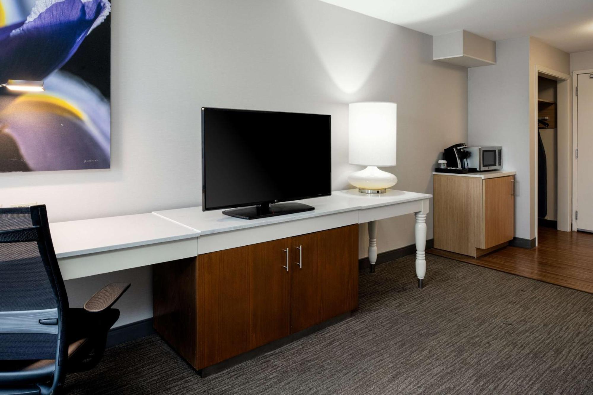 Hilton Garden Inn Folsom Εξωτερικό φωτογραφία