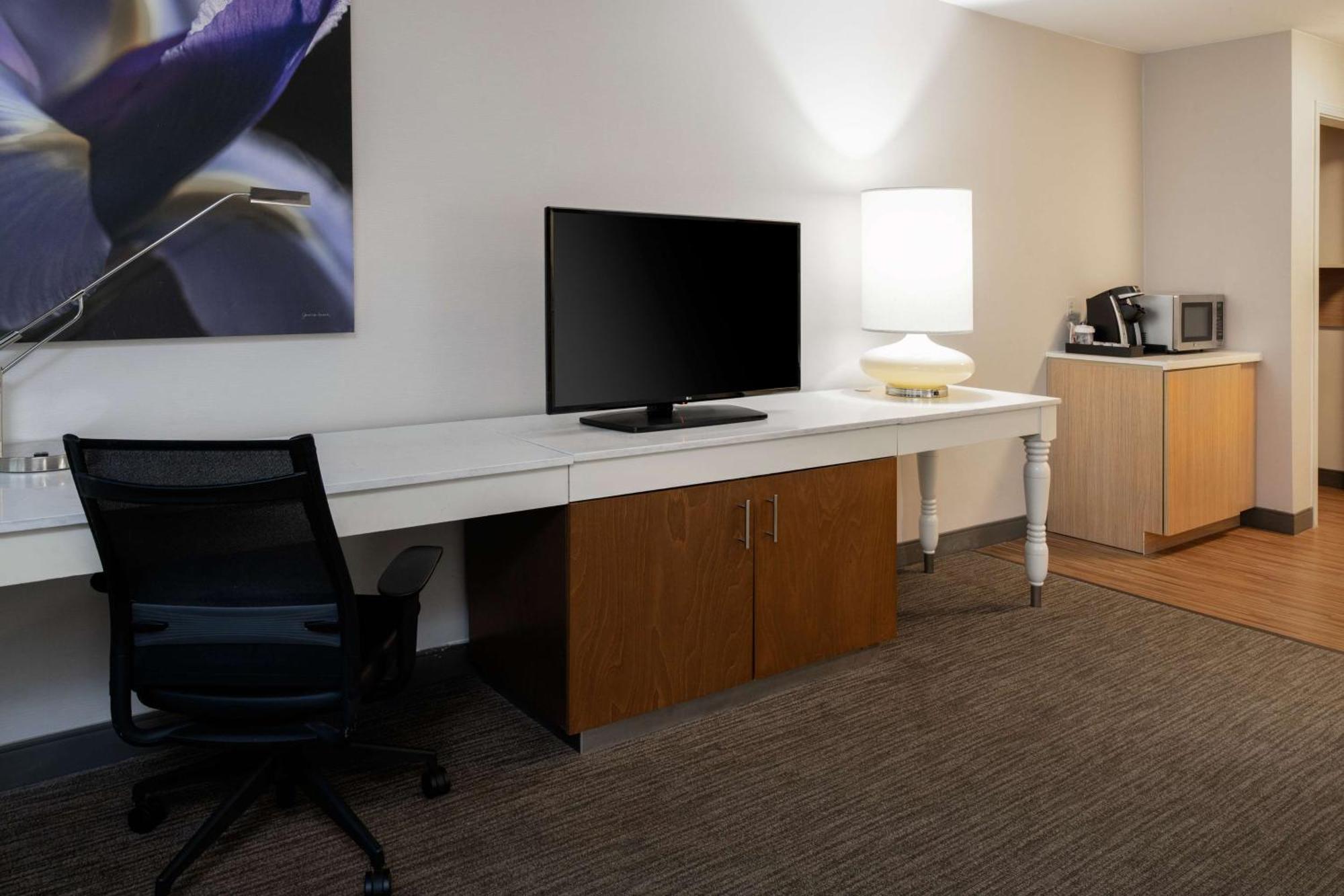 Hilton Garden Inn Folsom Εξωτερικό φωτογραφία